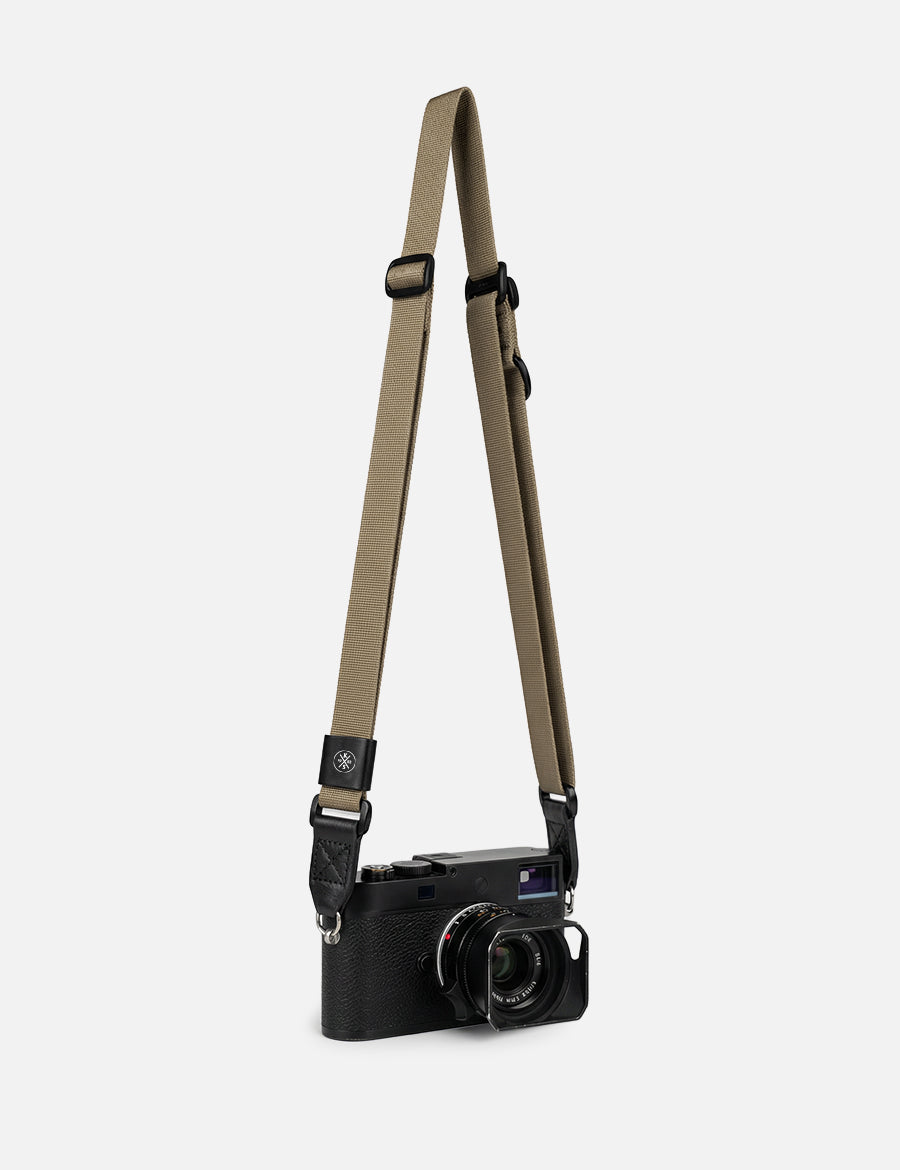 BACKCOUNTRY CAMERA STRAP