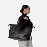 TRAVEL TOTE